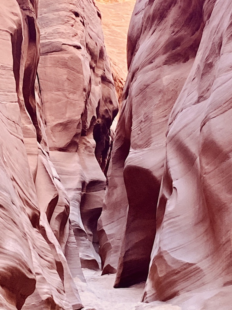 slot canyon walls -Antelope Canyon  on kayaking antelope canyon and horseshoe bend