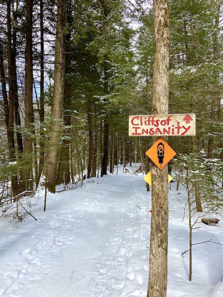 trail sign and snowshoe trail