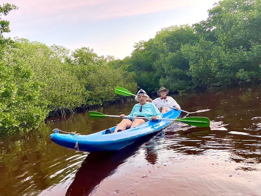 2 paddles in blue kayak-kayaking to flamingos Celestun