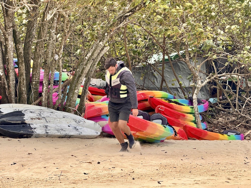 dragging kayaks while kayaking in Sai Kung
