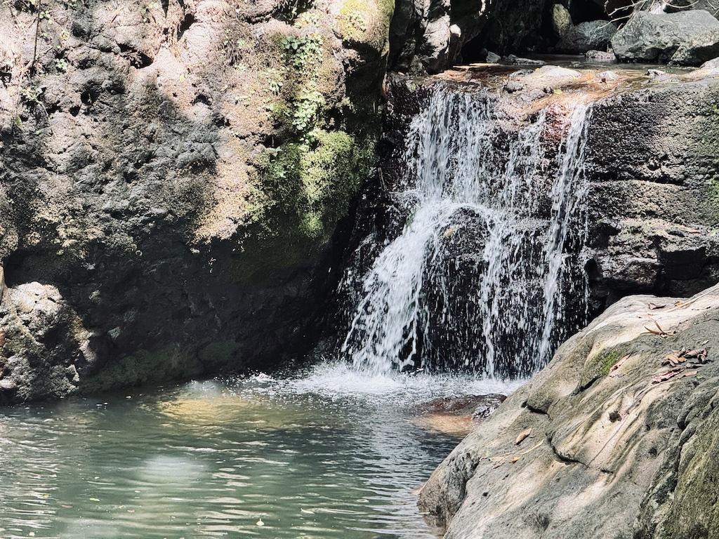 Waterfall seen on the India Dormida Hike